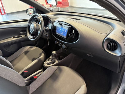 Toyota Aygo X 1.0 Active 72cv (12)