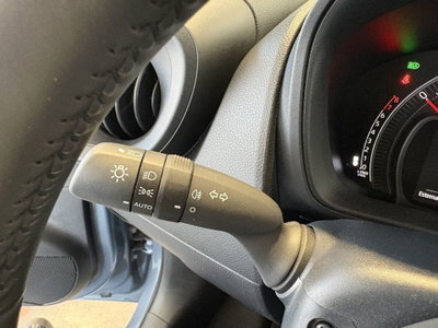 Toyota Aygo X 1.0 Active 72cv (20)