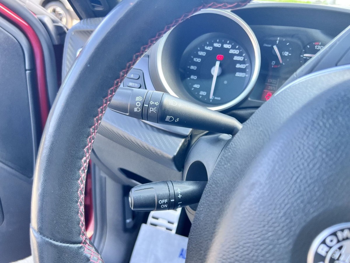 Alfa Romeo Giulietta 1.6 JTDm Ti 120cv (20)