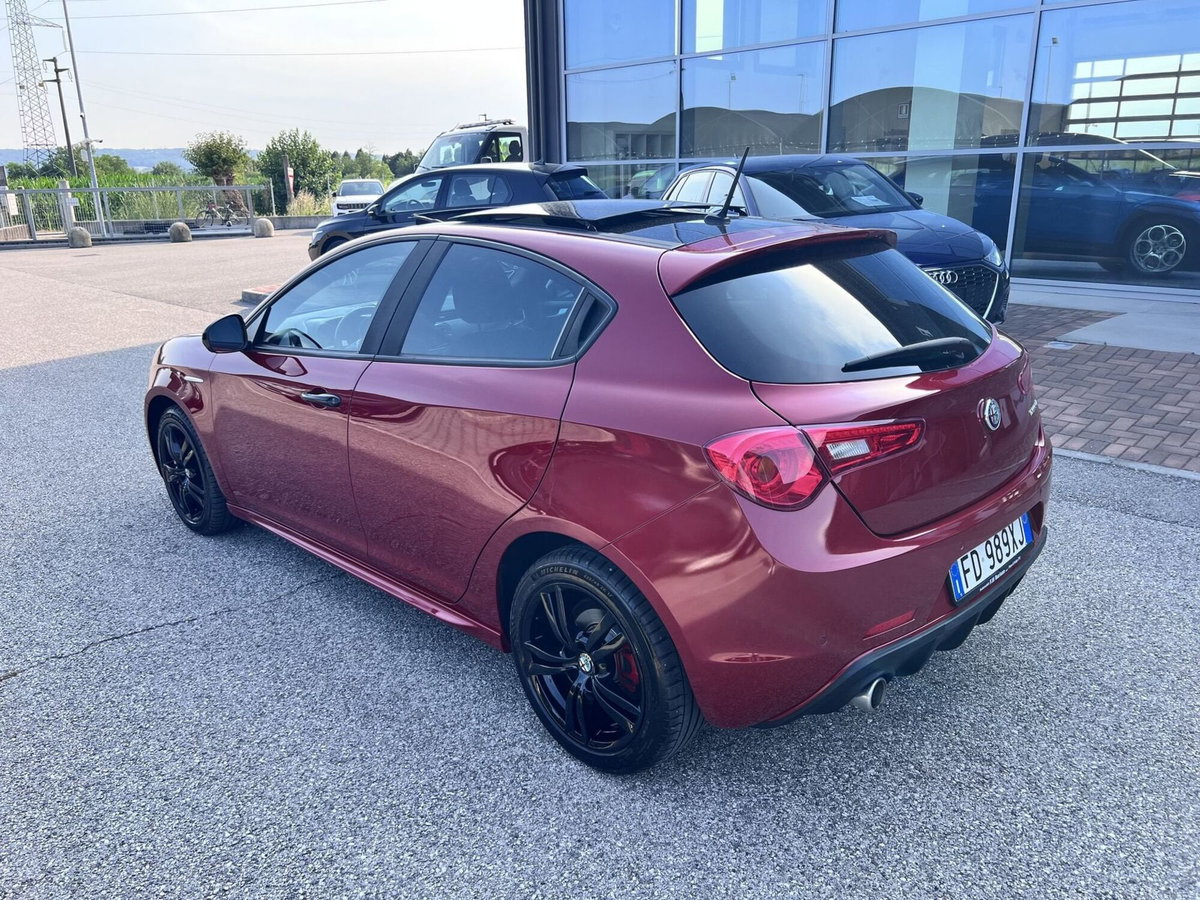 Alfa Romeo Giulietta 1.6 JTDm Ti 120cv (4)