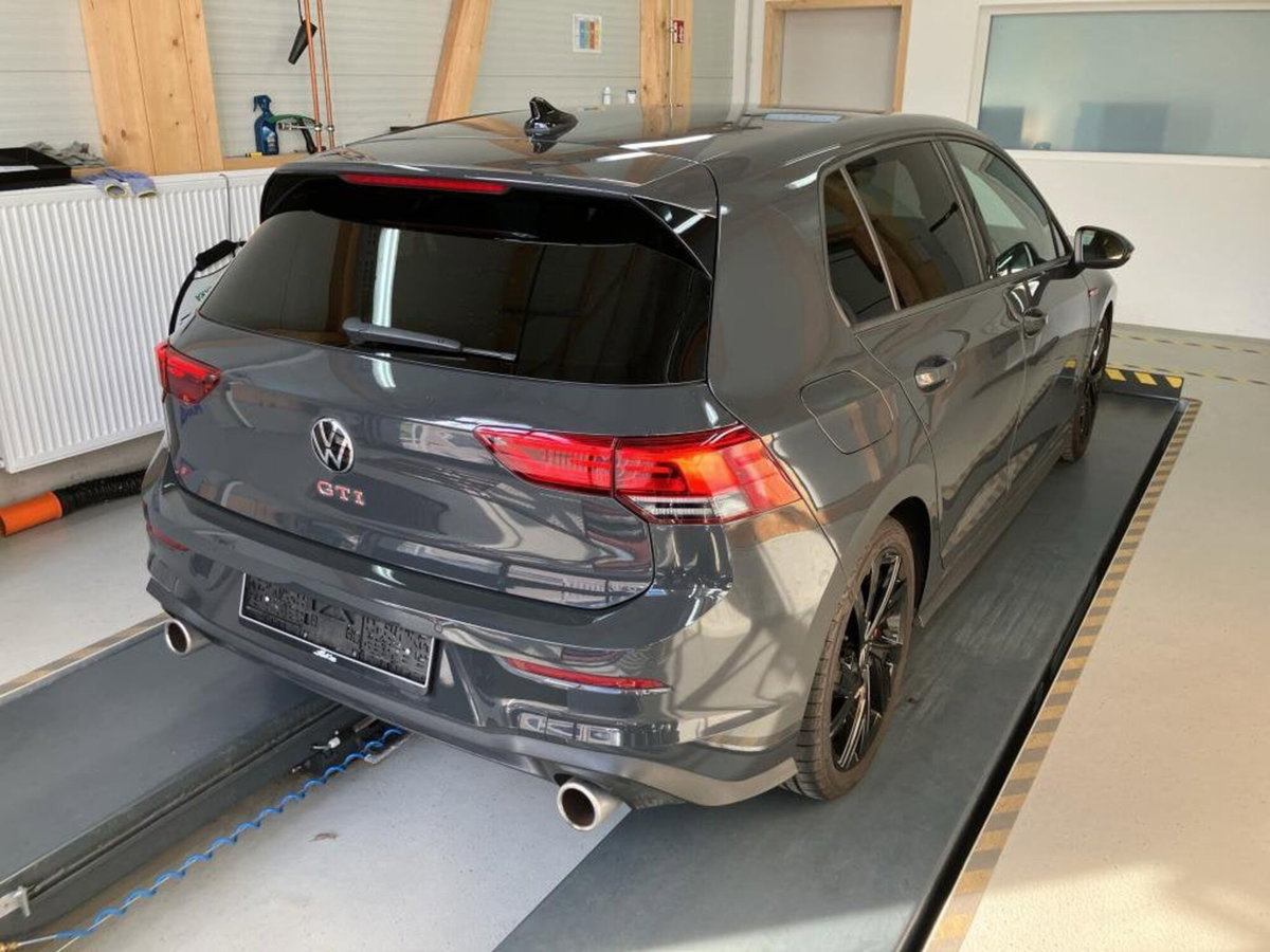 Volkswagen Golf 2.0 TSI GTI DSG (3)