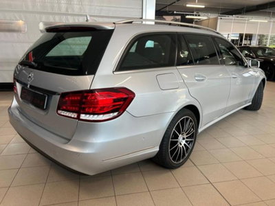 Mercedes-Benz Classe E Station Wagon 220 BlueTEC 4Matic Automatic Executive (3)