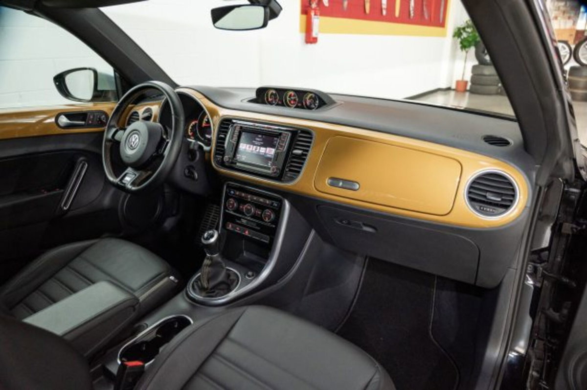 Volkswagen Maggiolino Cabrio 1.2 TSI Design (16)