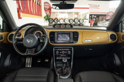 Volkswagen Maggiolino Cabrio 1.2 TSI Design (2)
