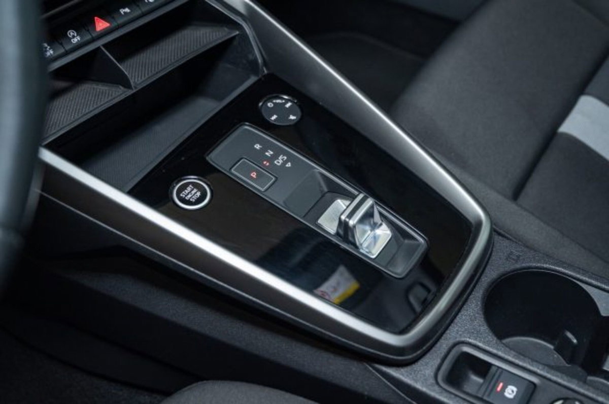 Audi A3 Sportback 35 TDI S tronic S line edition (5)
