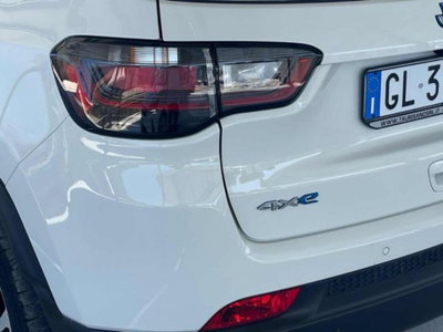 Jeep Compass 1.3 T4 190CV PHEV AT6 4xe Limited (2)