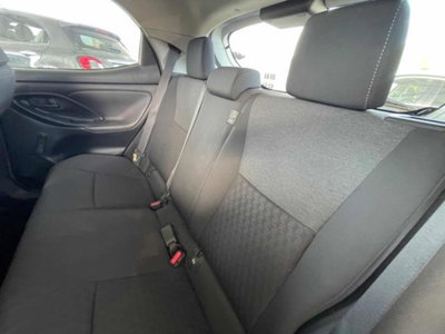 Toyota Yaris 1.5 Hybrid 5 porte Energy (16)