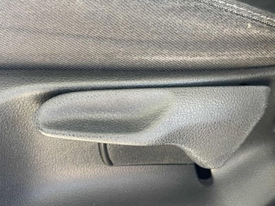 Toyota Yaris 1.5 Hybrid 5 porte Energy (19)