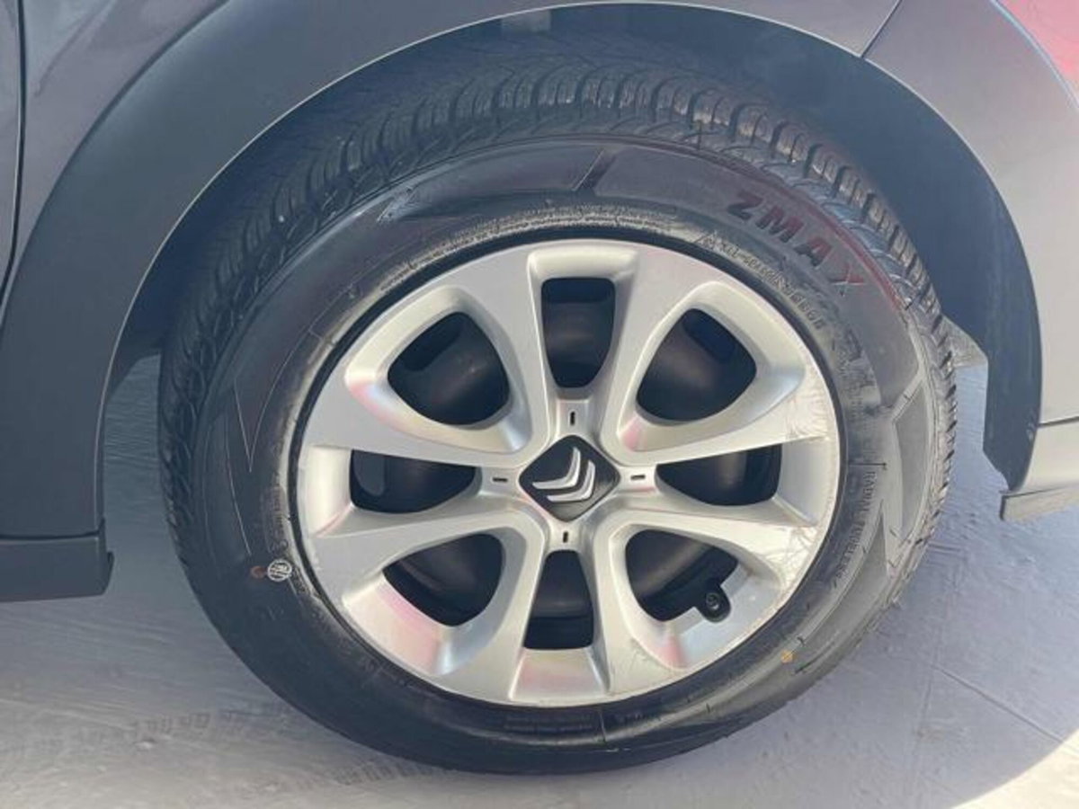 Citroen C3 BlueHDi 100 S&S Feel (8)