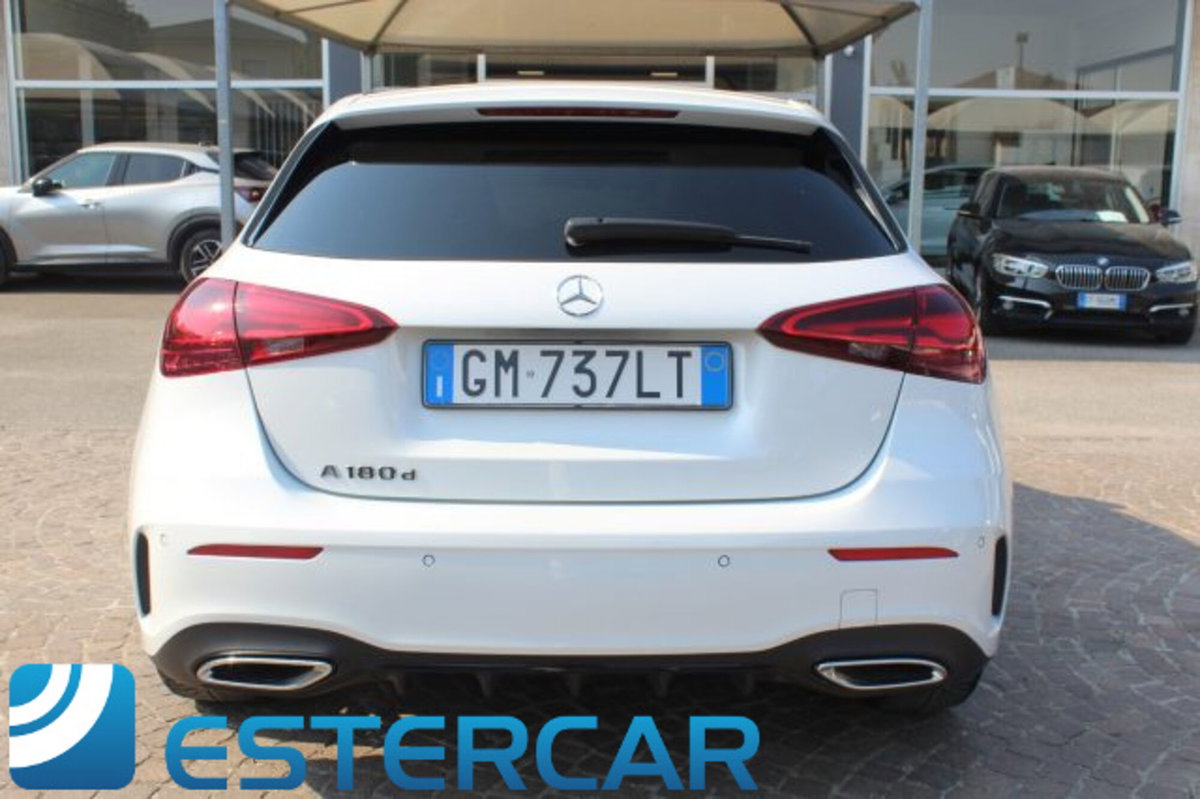 Mercedes-Benz Classe A 180 d AMG Line Premium Plus auto (13)