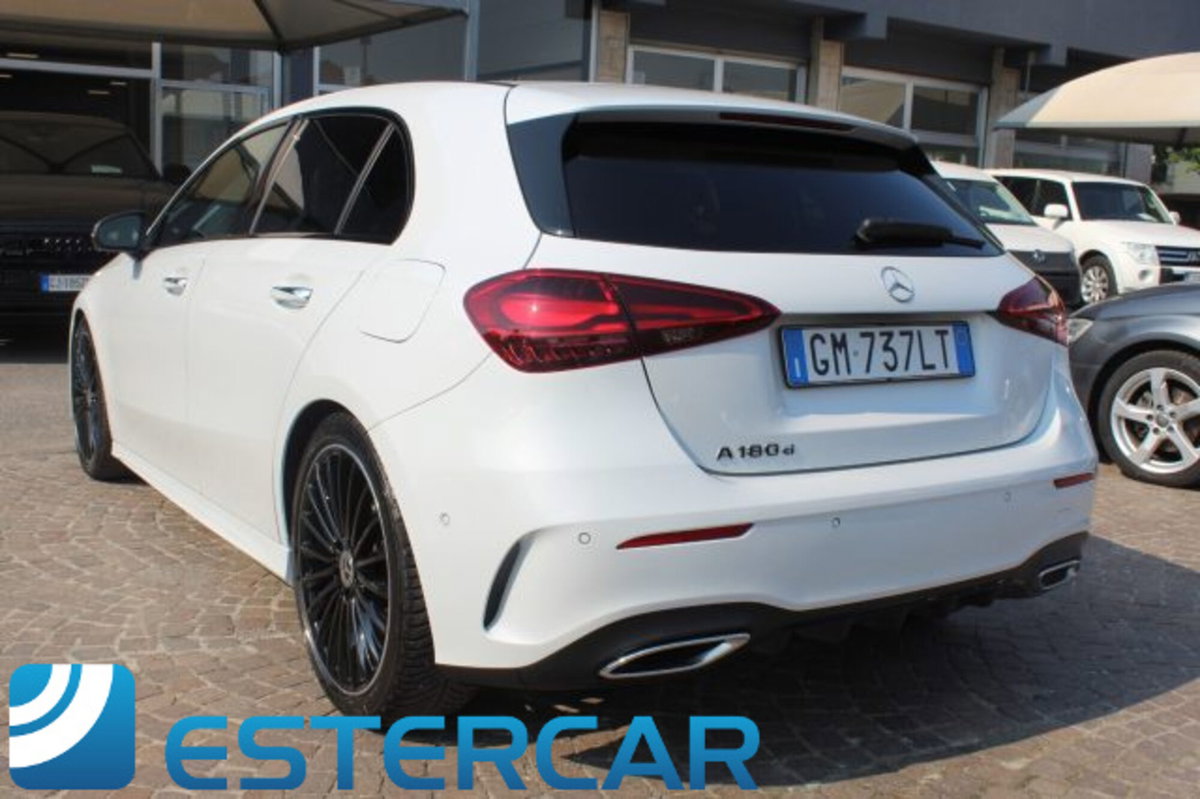 Mercedes-Benz Classe A 180 d AMG Line Premium Plus auto (15)