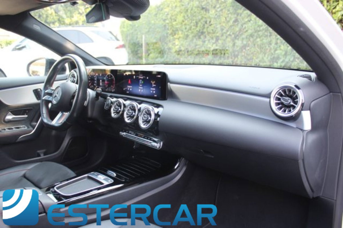 Mercedes-Benz Classe A 180 d AMG Line Premium Plus auto (16)