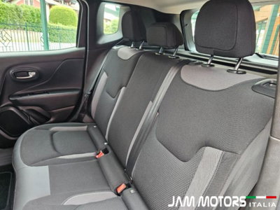 Jeep Renegade 1.3 T4 190CV PHEV 4xe AT6 Limited (15)