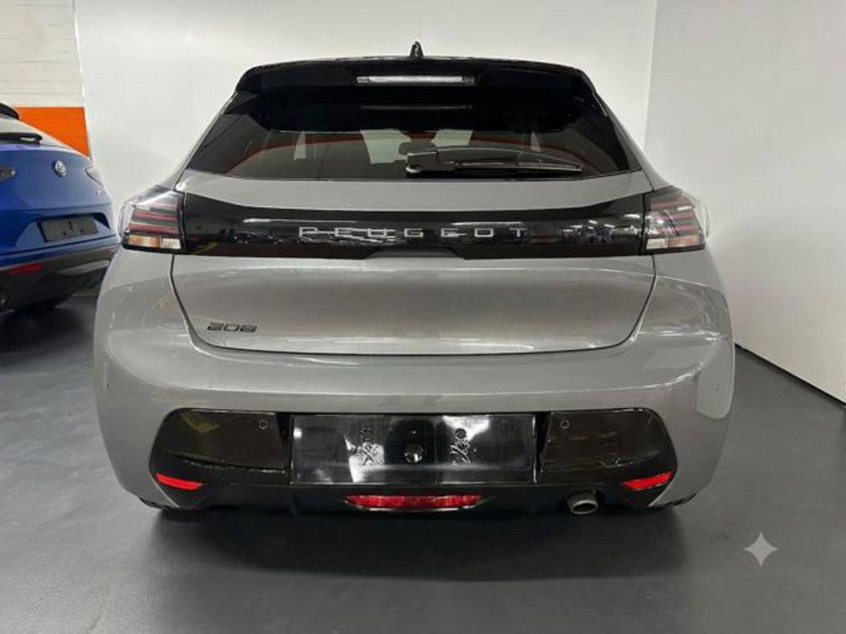 Peugeot 208 1.2 puretech Active s&s 100cv (5)