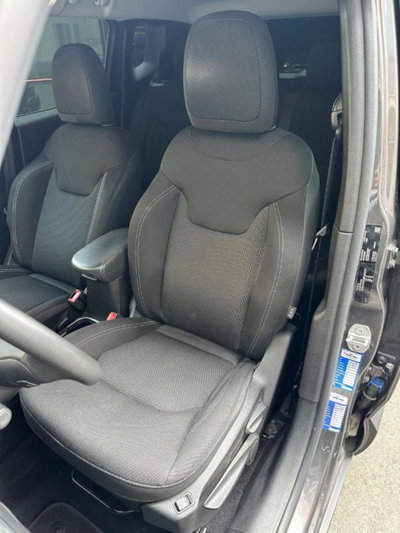 Jeep Renegade 1.6 Mjt 130 CV S (17)