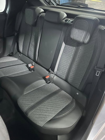 Peugeot 208 50 kWh Allure (12)