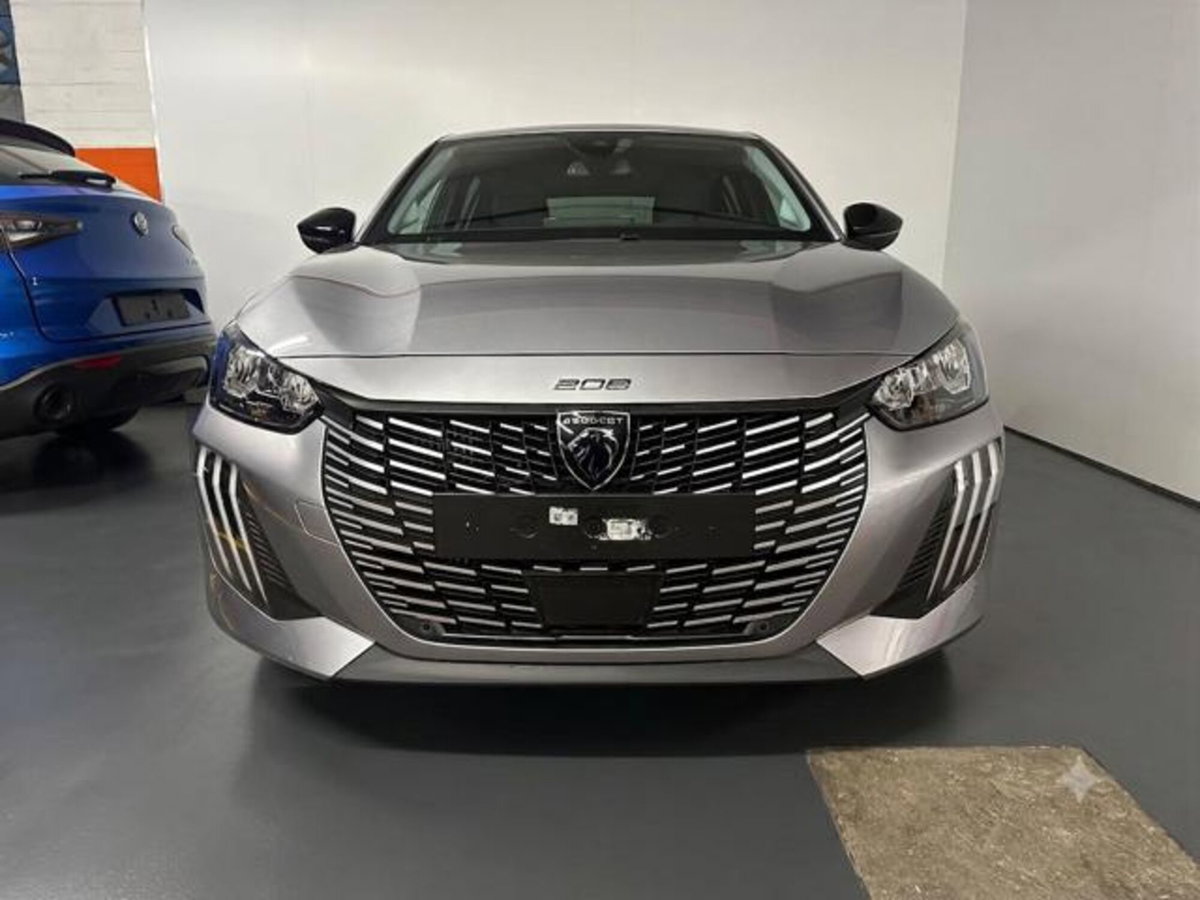 Peugeot 208 1.2 turbo Allure 100cv (2)