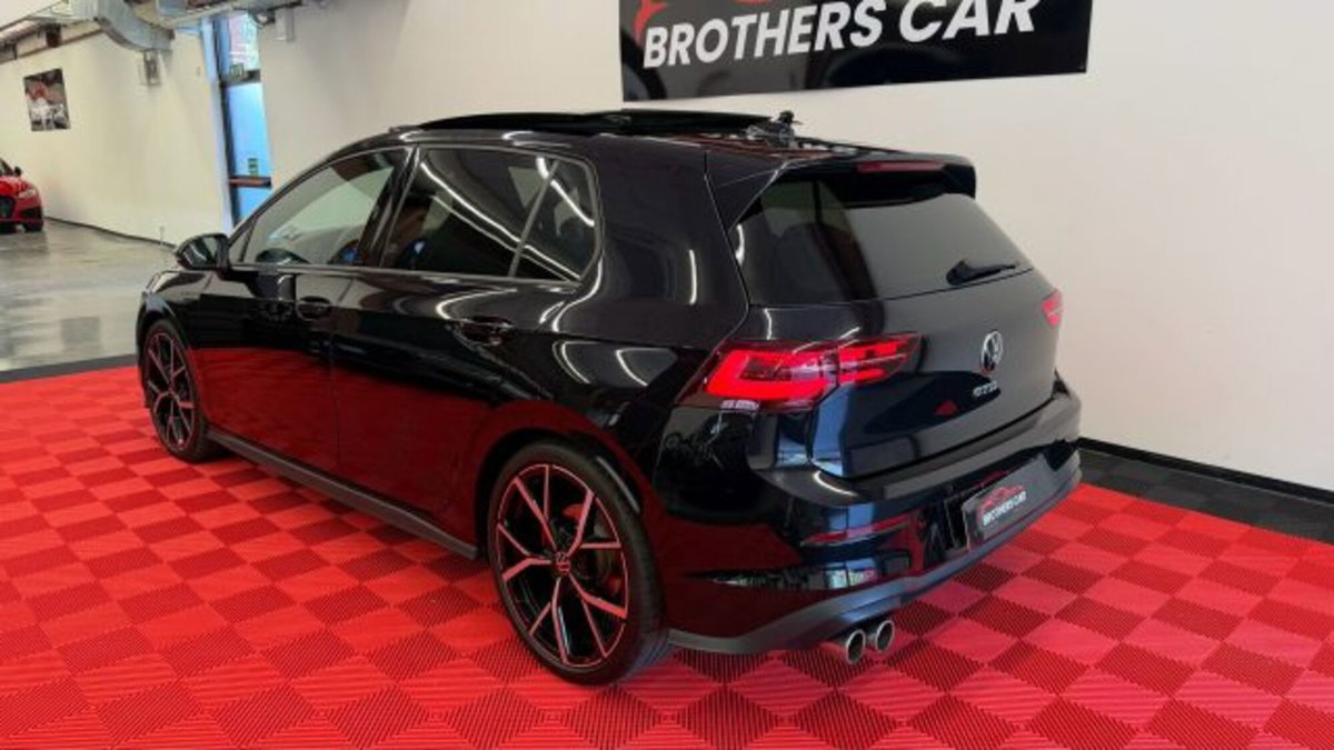 Volkswagen Golf 2.0 TDI GTD DSG (5)