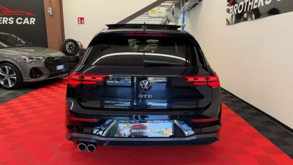 Volkswagen Golf 2.0 TDI GTD DSG (6)