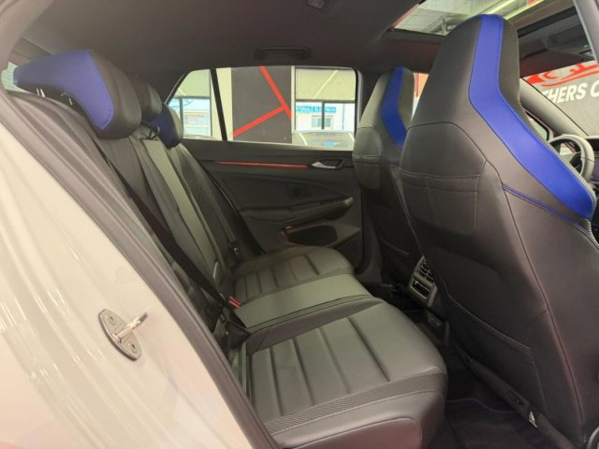 Volkswagen Golf 2.0 tsi R 4motion 333cv dsg (17)
