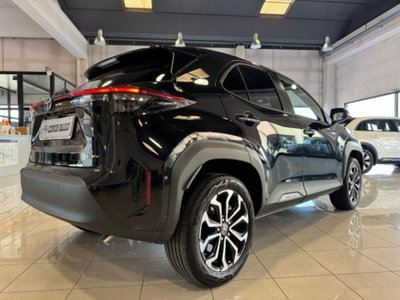 Toyota Yaris Cross 1.5h GR Sport Black Sky fwd 116cv e-cvt (3)