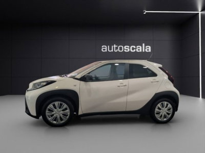 Toyota Aygo X 1.0 VVT-i 72 CV 5 porte Limited Air (2)