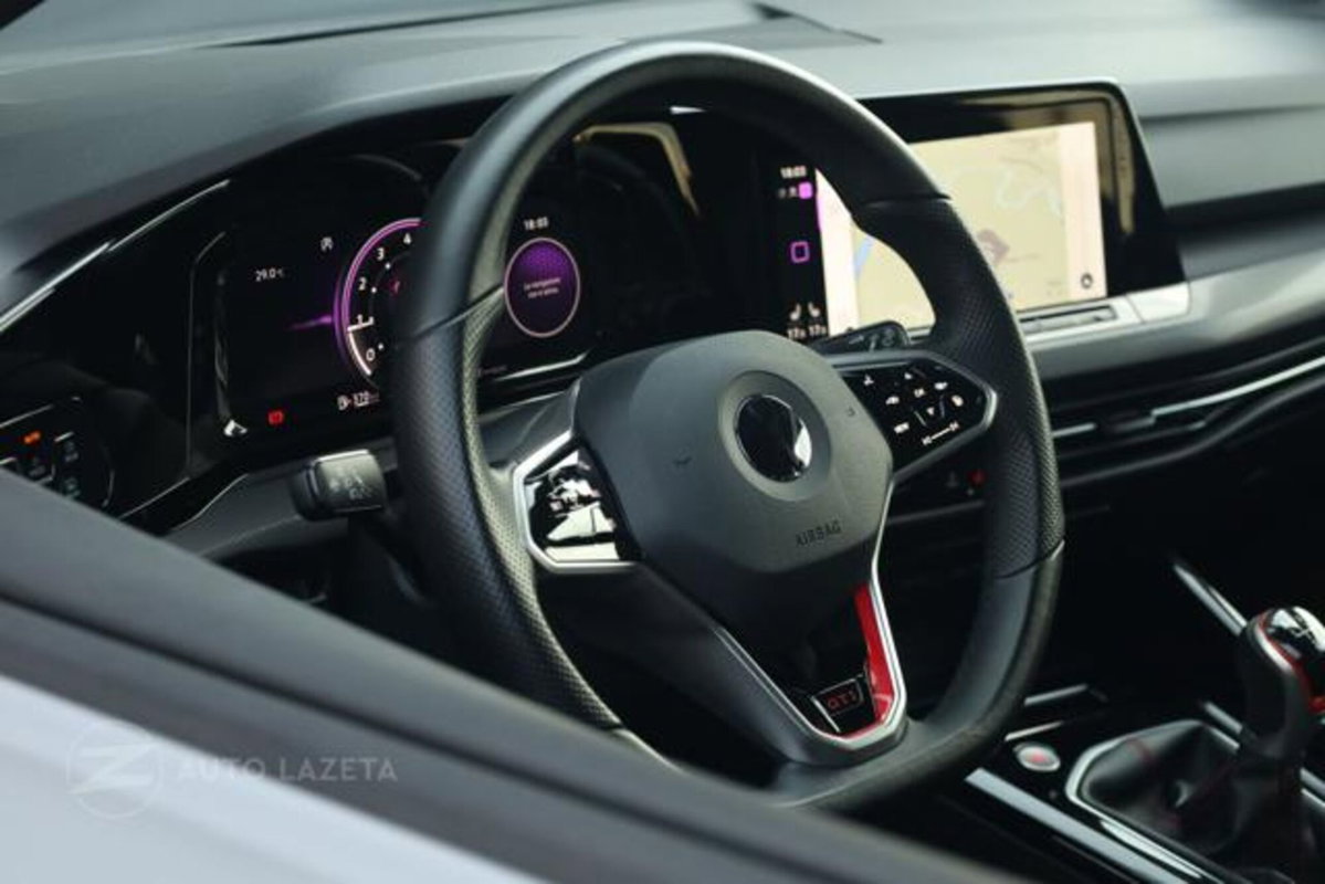 Volkswagen Golf 2.0 tsi GTI MT Ultimate 245cv (12)