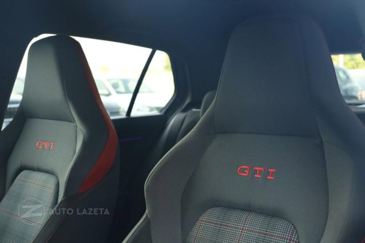 Volkswagen Golf 2.0 tsi GTI MT Ultimate 245cv (7)