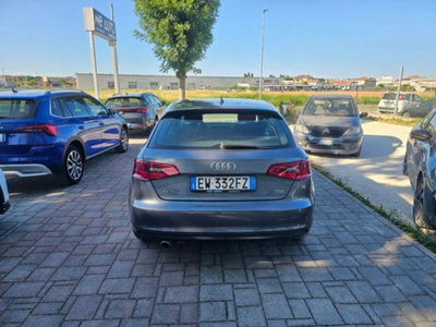 Audi A3 Sportback 1.6 TDI clean diesel S tronic Business (4)