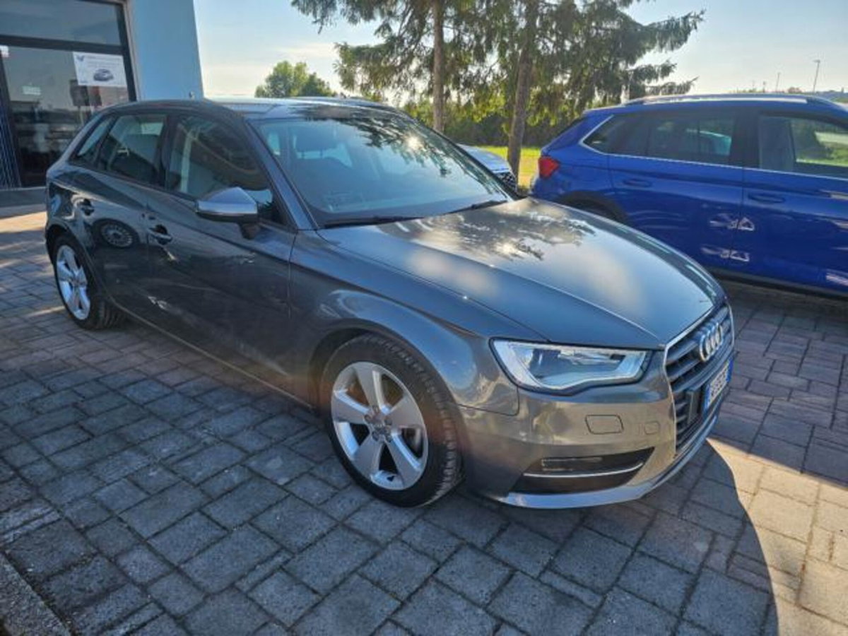 Audi A3 Sportback 1.6 TDI clean diesel S tronic Business (7)