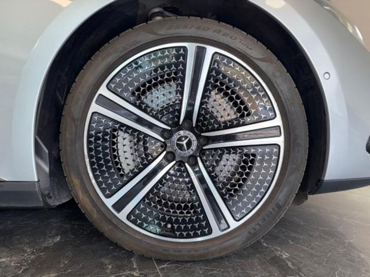 Mercedes-Benz EQE 500 4Matic Advanced Plus (12)
