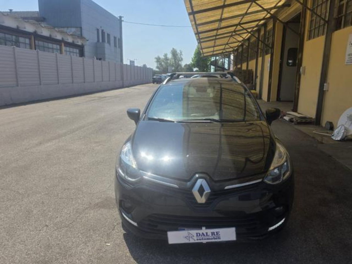 Renault Clio dCi 8V 90 CV EDC 5 porte Duel (2)