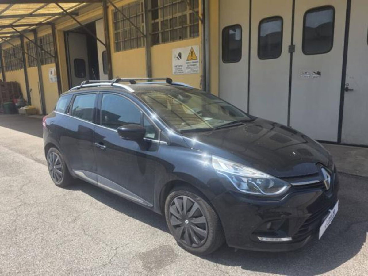 Renault Clio dCi 8V 90 CV EDC 5 porte Duel (3)