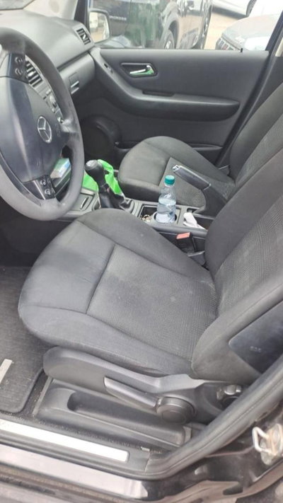 Mercedes-Benz Classe A 180 CDI (3)