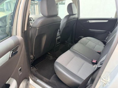 Mercedes-Benz Classe B 200 CDI Sport (10)