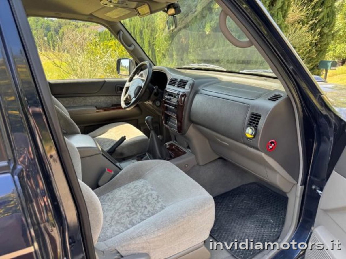 Nissan Patrol GR 3.0 TD Di 3 porte Luxury Hard Top (6)
