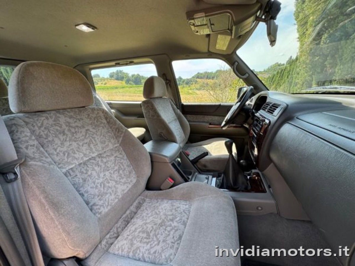 Nissan Patrol GR 3.0 TD Di 3 porte Luxury Hard Top (7)