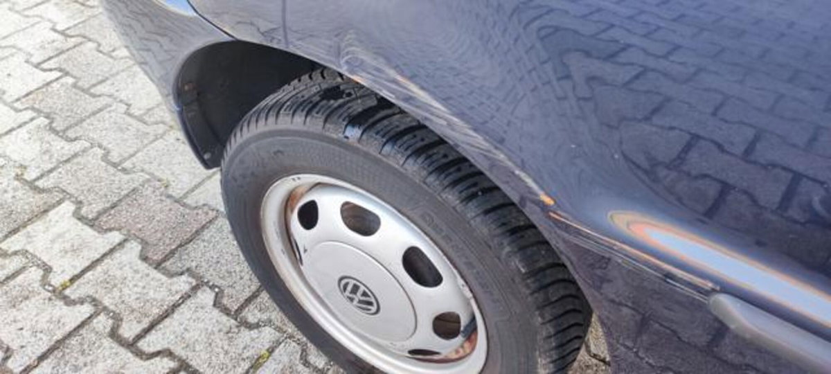 Volkswagen Polo 1.05 cat 3 porte Comfort (10)