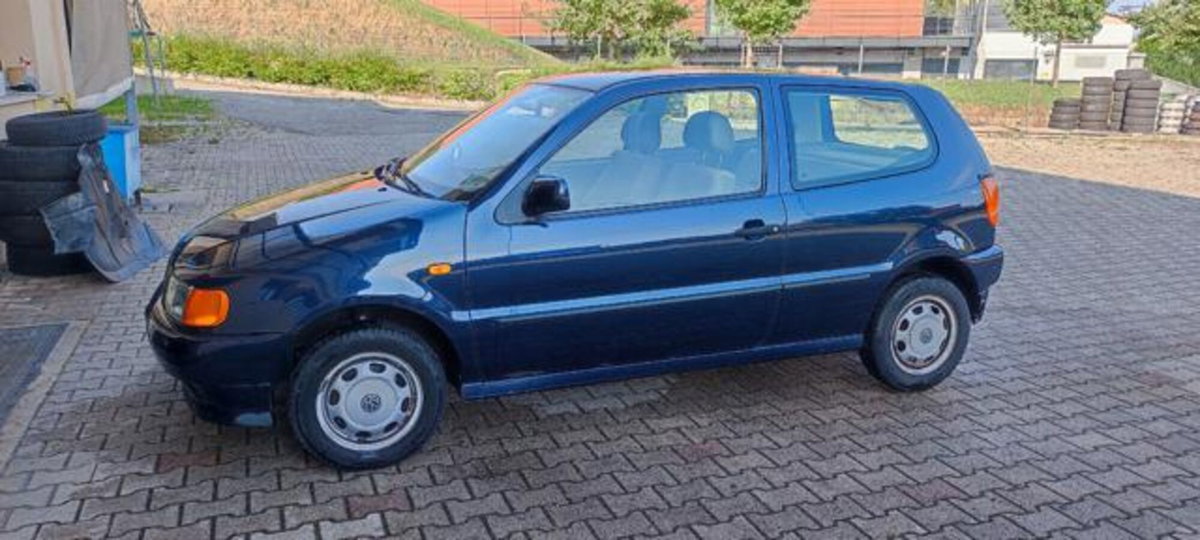 Volkswagen Polo 1.05 cat 3 porte Comfort (2)