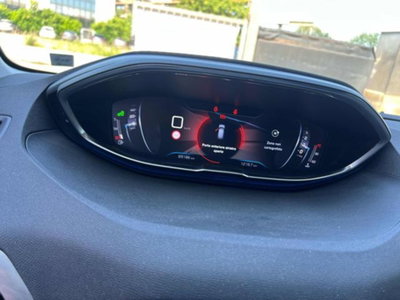 Peugeot 3008 PureTech Turbo 130 S&S Allure Pack (11)