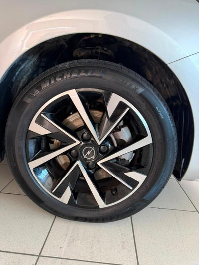 Opel Corsa 1.2 100 CV GS Line (13)