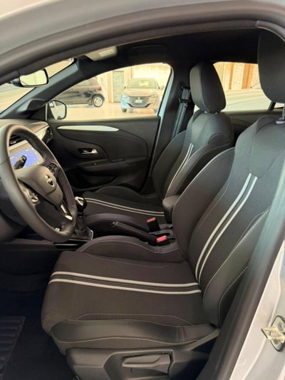 Opel Corsa 1.2 100 CV GS Line (9)