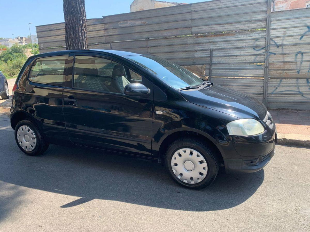 Volkswagen Fox 1.2 (2)