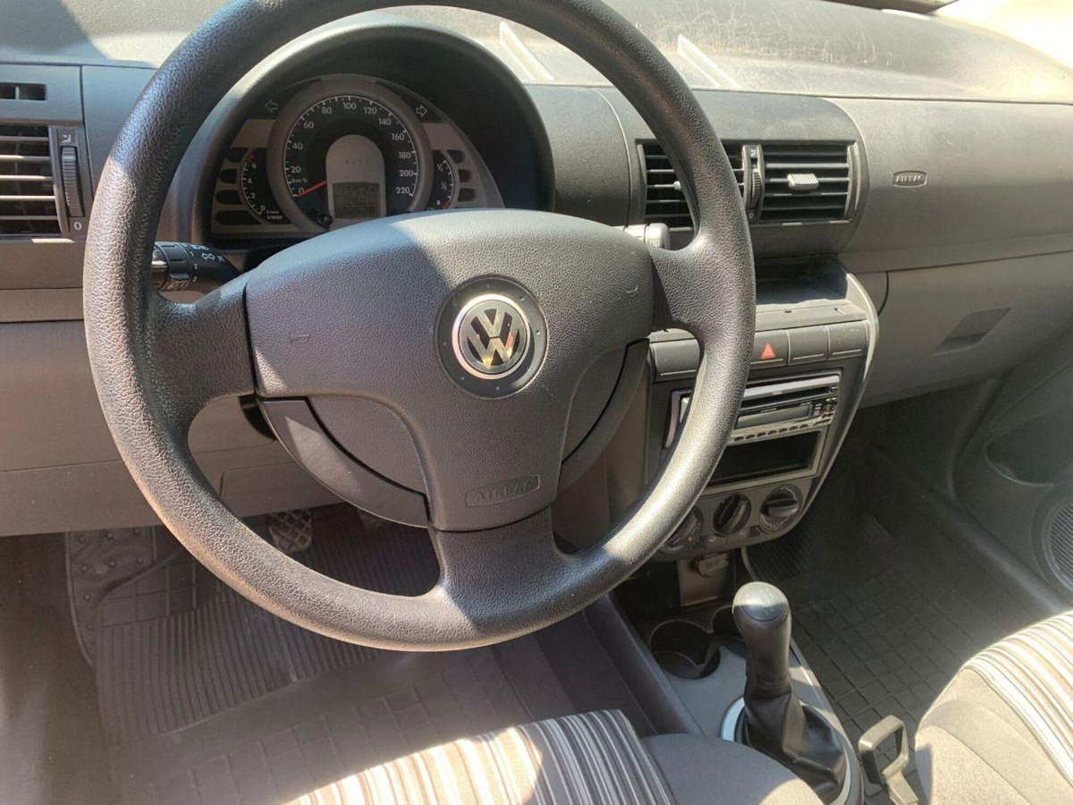Volkswagen Fox 1.2 (8)
