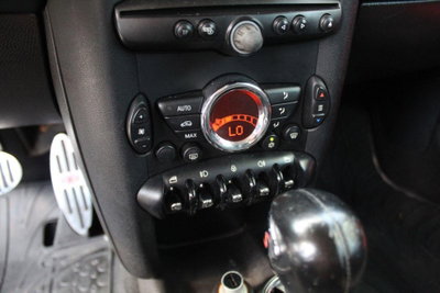 MINI Mini 1.6 16V Cooper S (16)