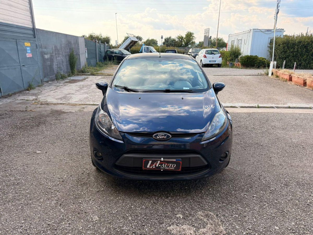 Ford Fiesta 1.2 60CV 5 porte Titanium (5)