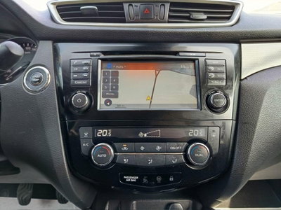 Nissan Qashqai 1.5 dCi Tekna (14)