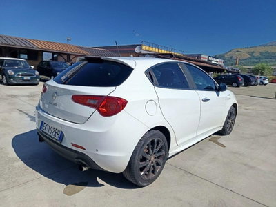 Alfa Romeo Giulietta 2.0 JTDm-2 Exclusive 140cv (7)
