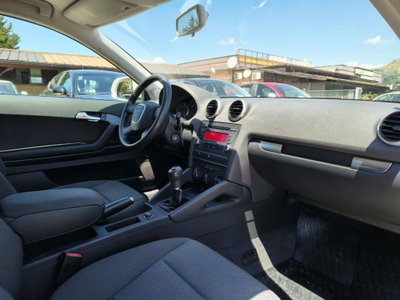 Audi A3 1.6 TDI 90 CV CR F.AP. Ambiente (14)