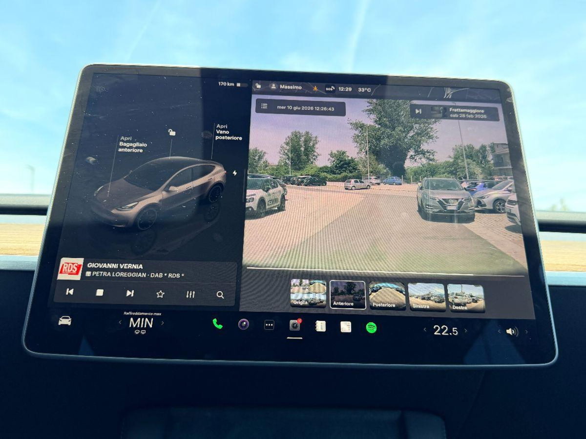 Tesla Model Y Performance Dual Motor awd (19)